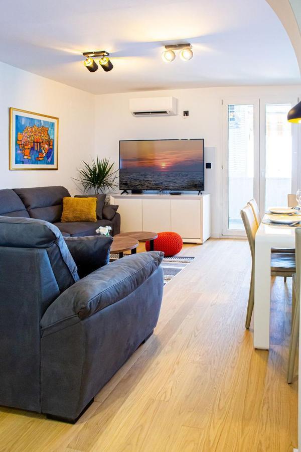 Three Bedroom Apartment With Old Town View - Orlanda'S Apartment Дубровник Екстер'єр фото