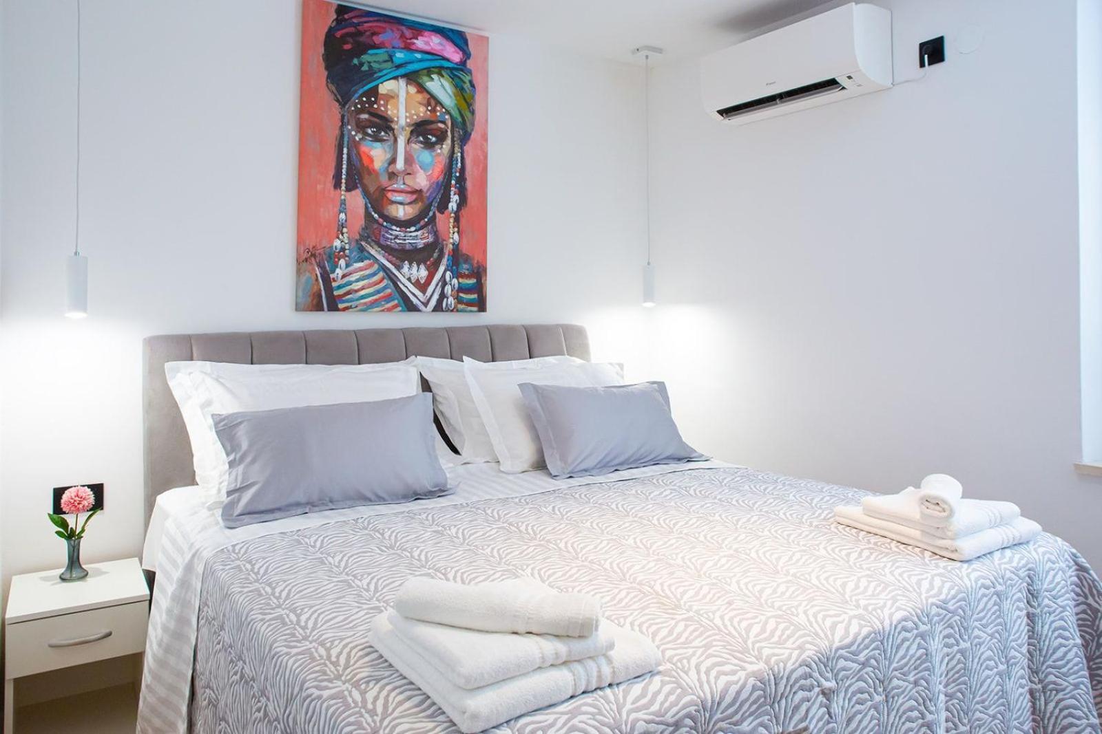Three Bedroom Apartment With Old Town View - Orlanda'S Apartment Дубровник Екстер'єр фото